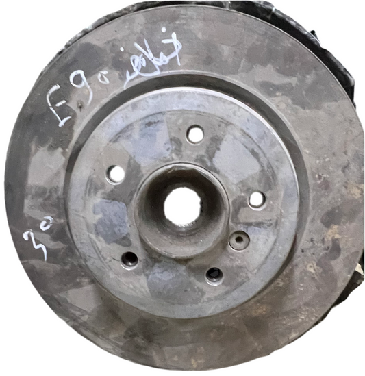 طقم طنابير خلفي e90 3000cc