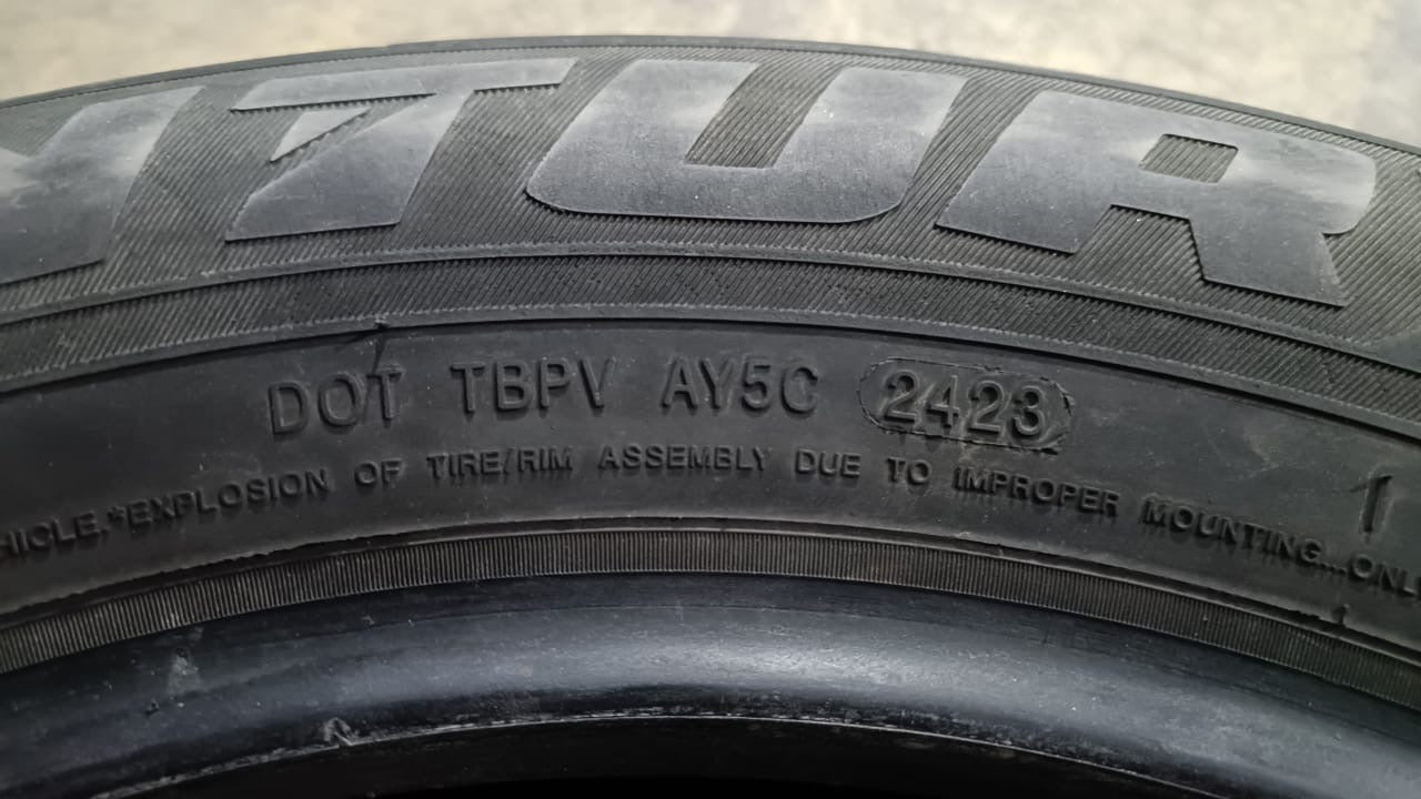 كاوتش مقاس ١٦ 205/60