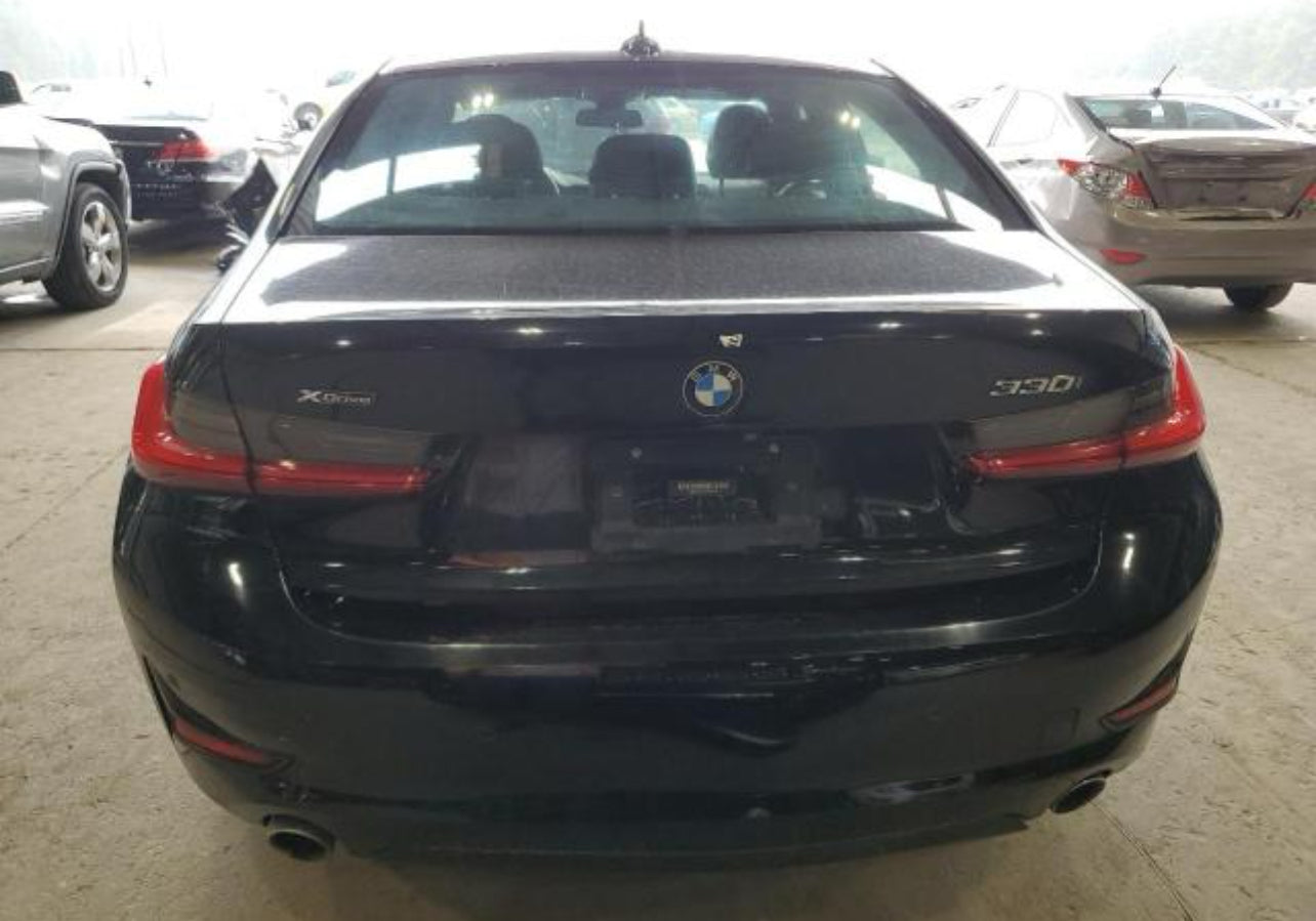 سياره قطع غيار نصف امامي وفرط خلفي g30