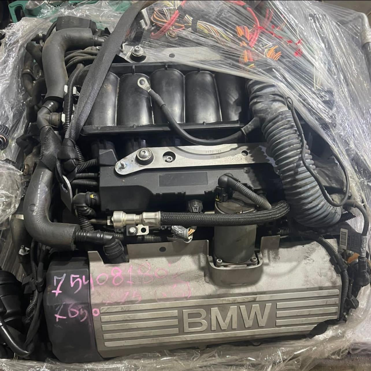 شورت بلوك e66  745 2005